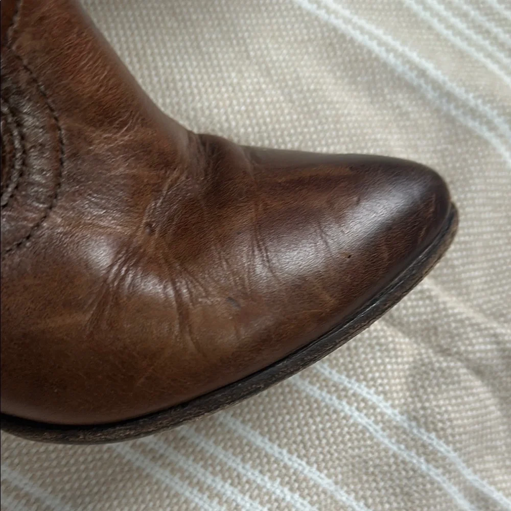Frye Renee Seam Short Ankle Boots - US 8.5 - Picture 8 of 14